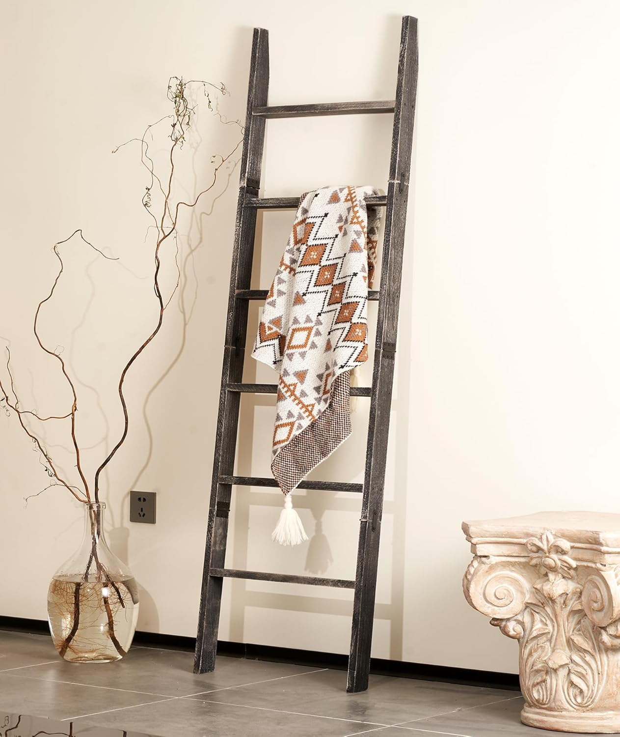 Blanket Ladder for the Living Room 6-Tier, Wooden Decorative Quilt Holder for Bed room, Wall-Leaning Towel Rack for Bathroom，Rustic Farmhouse Ladders for Display. (Dark Brown)